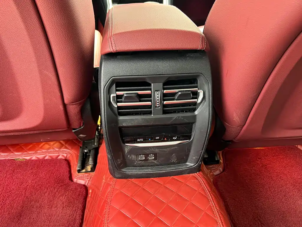 BMW 3 Series 2023 — фото 12