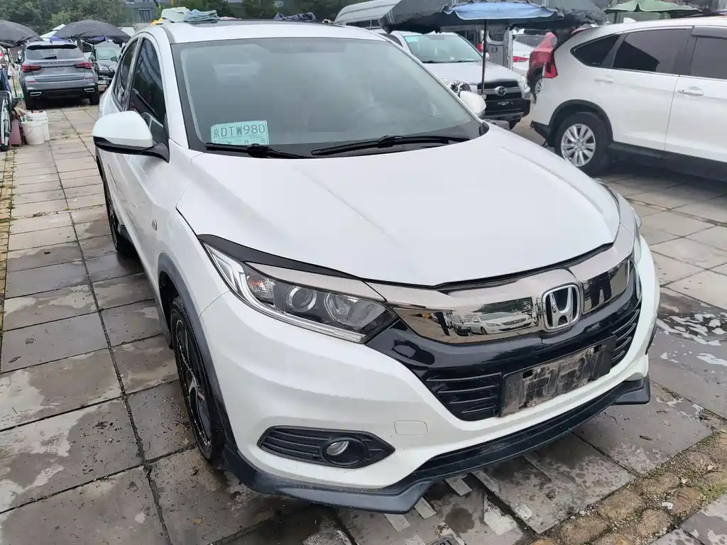 Honda Vezel 2020 — фото 3
