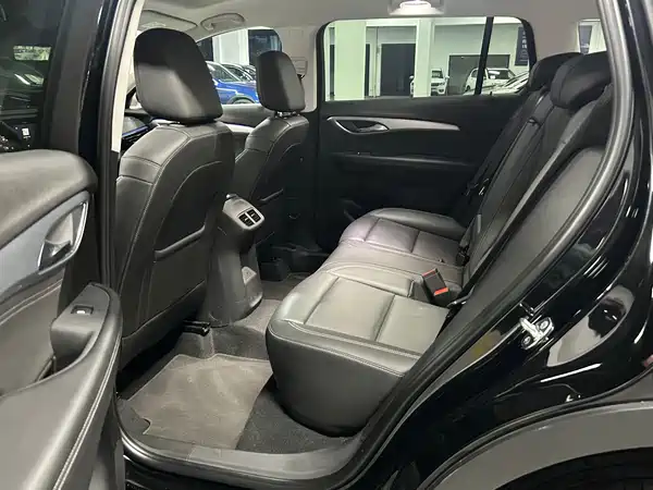 Buick Envision Plus 2024