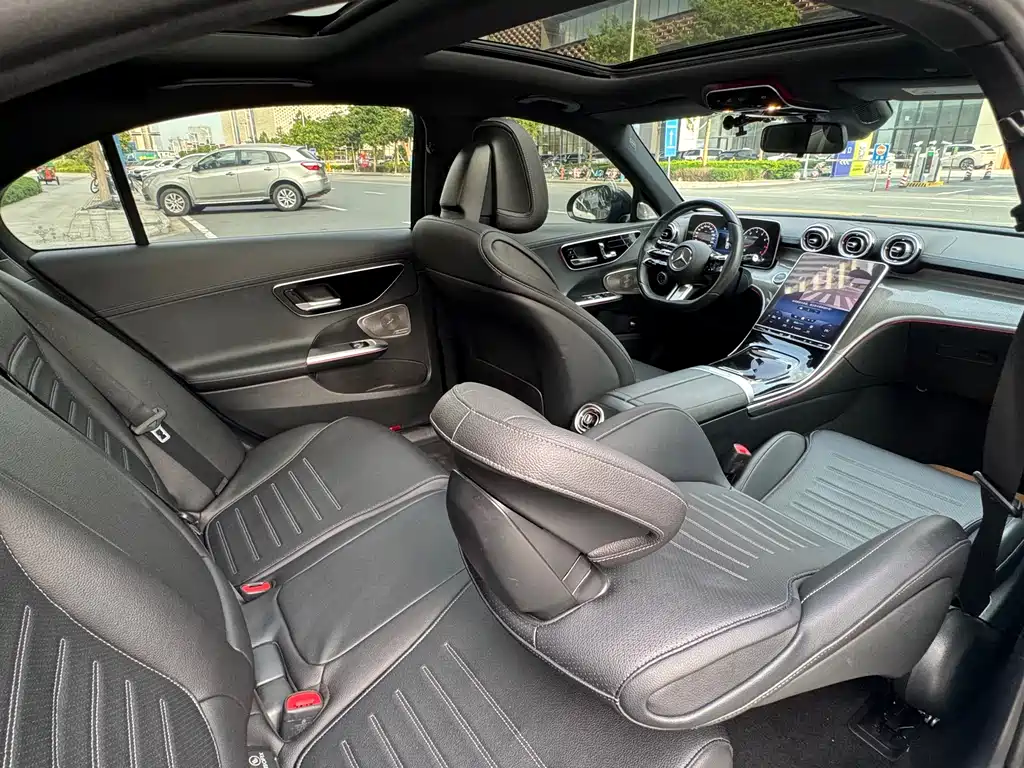 Mercedes-Benz C-Class 2022 — фото 24