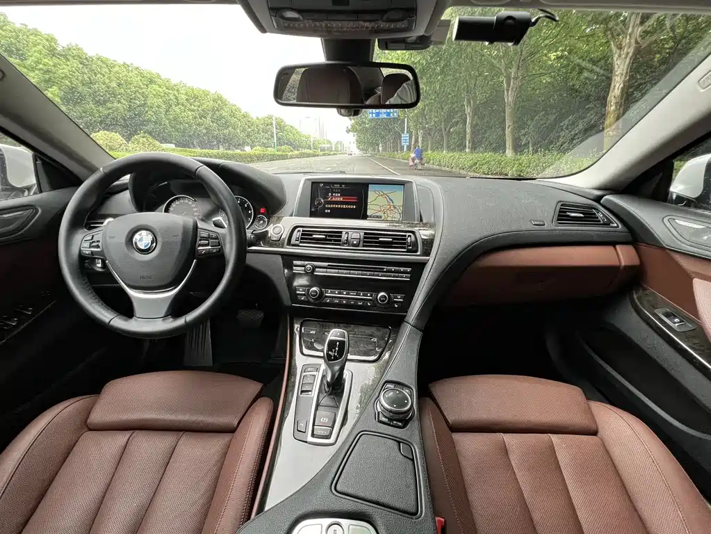 BMW 6 Series 2016 — фото 12