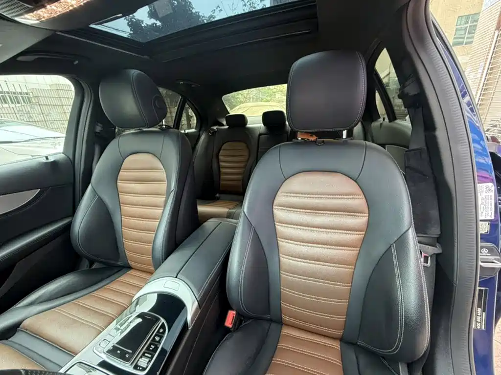 Mercedes-Benz C-Class 2019 — фото 16
