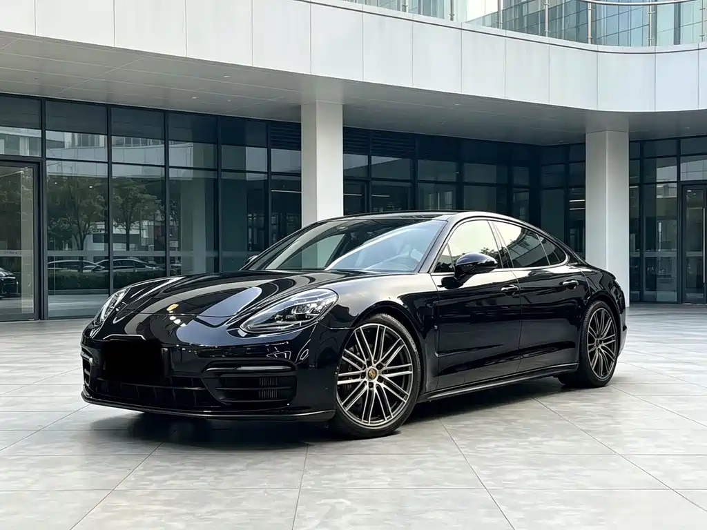 Porsche Panamera 2022 — фото 1
