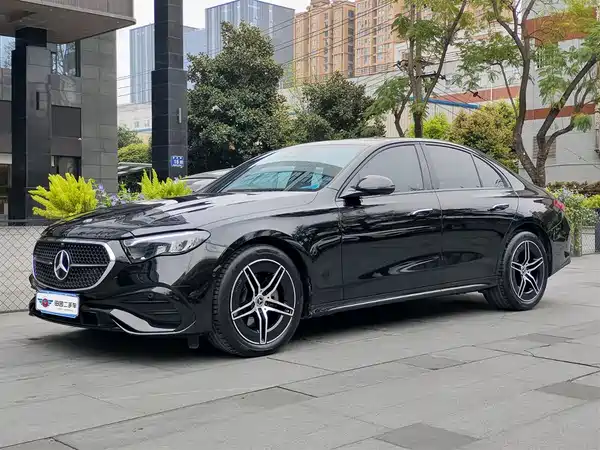Mercedes-Benz E-Class 2025