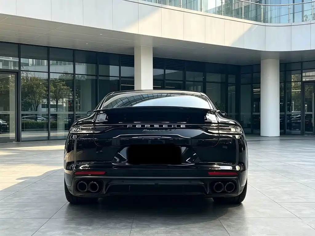 Porsche Panamera 2022 — фото 19