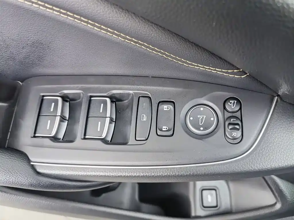 Honda Accord 2022 — фото 9