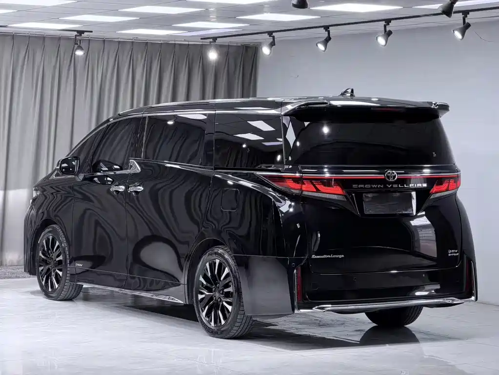 Toyota Vellfire 2024 — фото 4