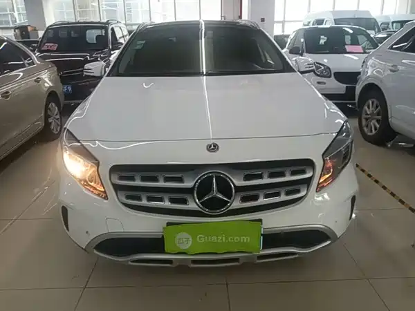 Mercedes-Benz GLA 2019