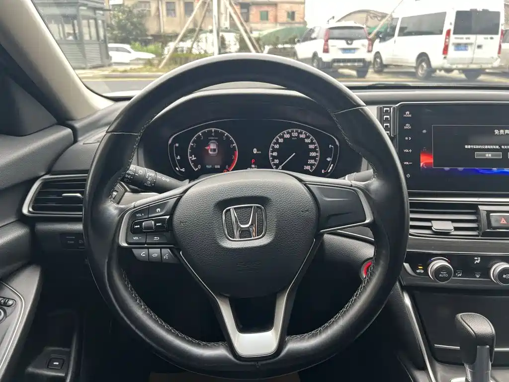 Honda Accord 2021 — фото 22