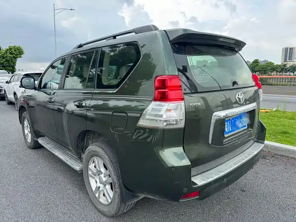 Toyota Prado 2010