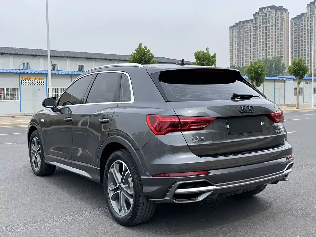 Audi Q3 2023 — фото 10