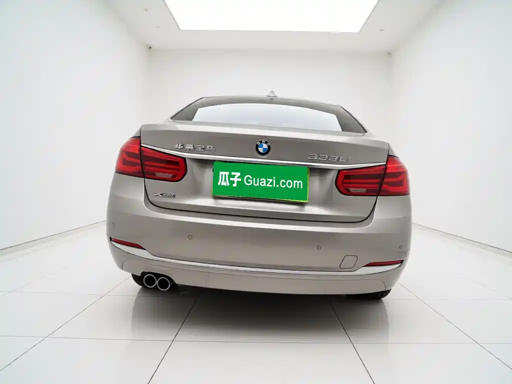 BMW 3 Series 2016 — фото 12
