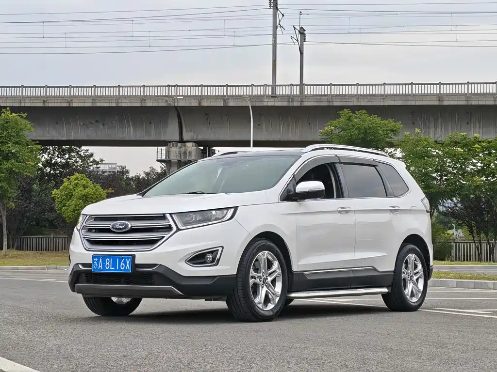 Ford Edge 2016 — фото 1