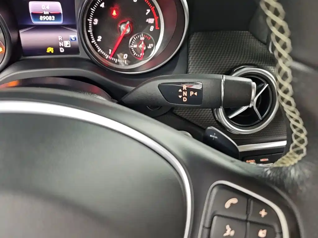 Mercedes-Benz GLA 2018 — фото 14