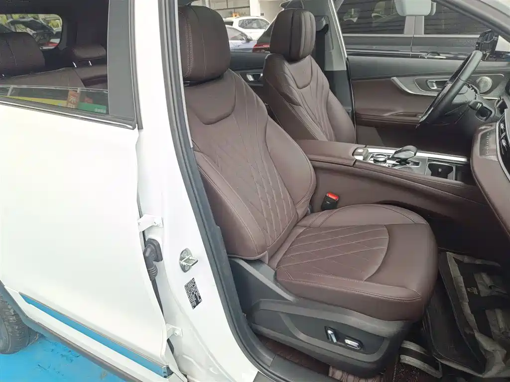 Chery Tiggo 8 PRO 2023 — фото 25