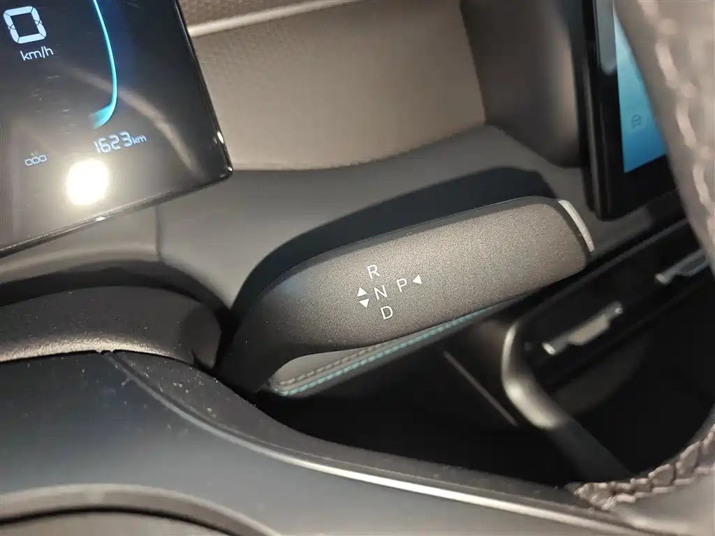 BYD Qin PLUS 2025 — фото 14