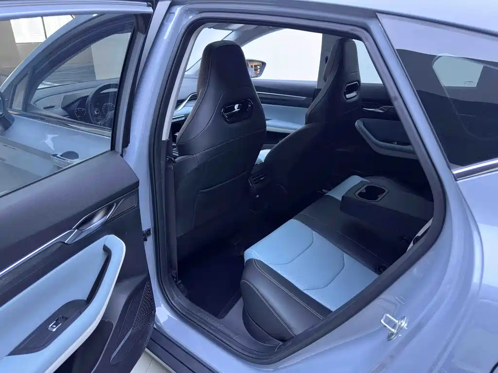 Geely Emgrand S 2022 — фото 13