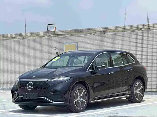Mercedes-Benz EQS SUV 2026