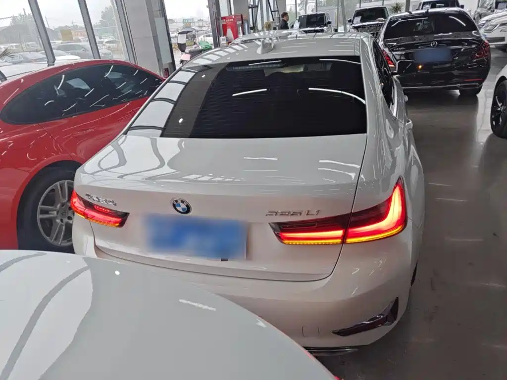 BMW 3 Series 2020