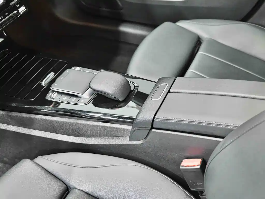 Mercedes-Benz A-Class 2022 — фото 26