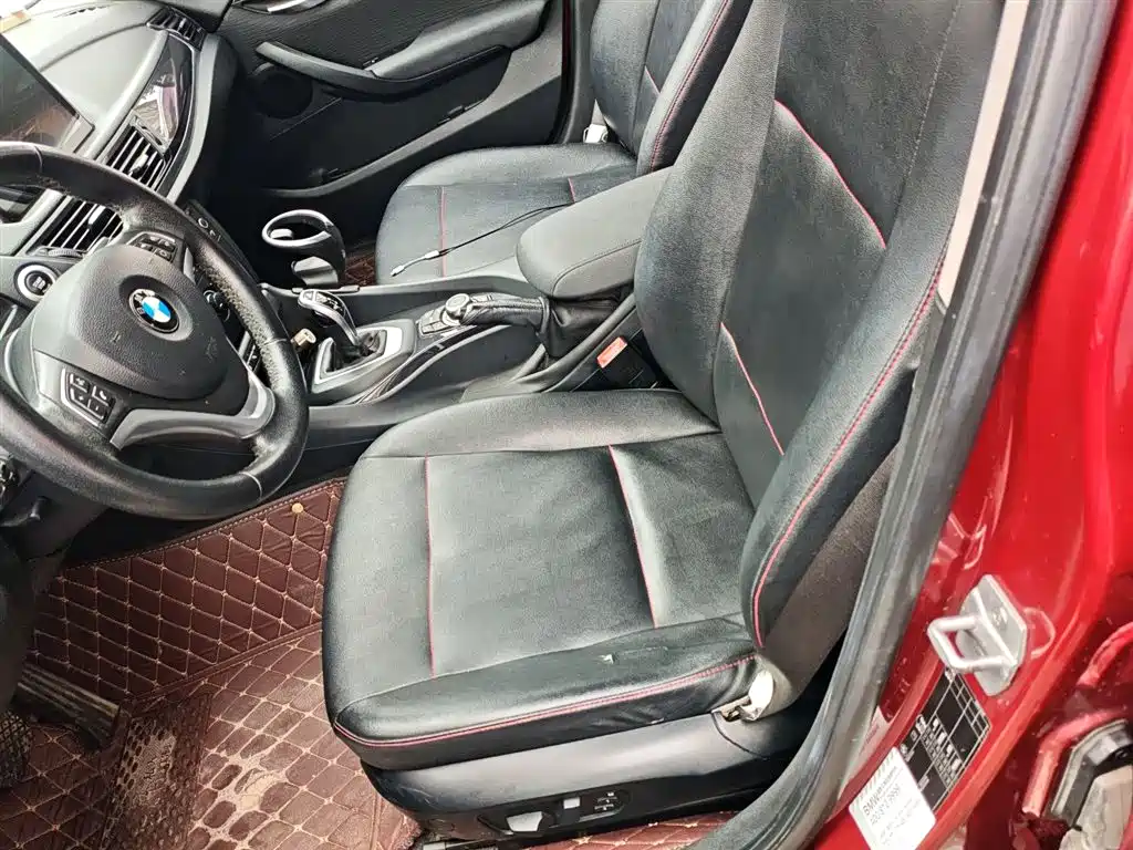 BMW X1 2015 — фото 11