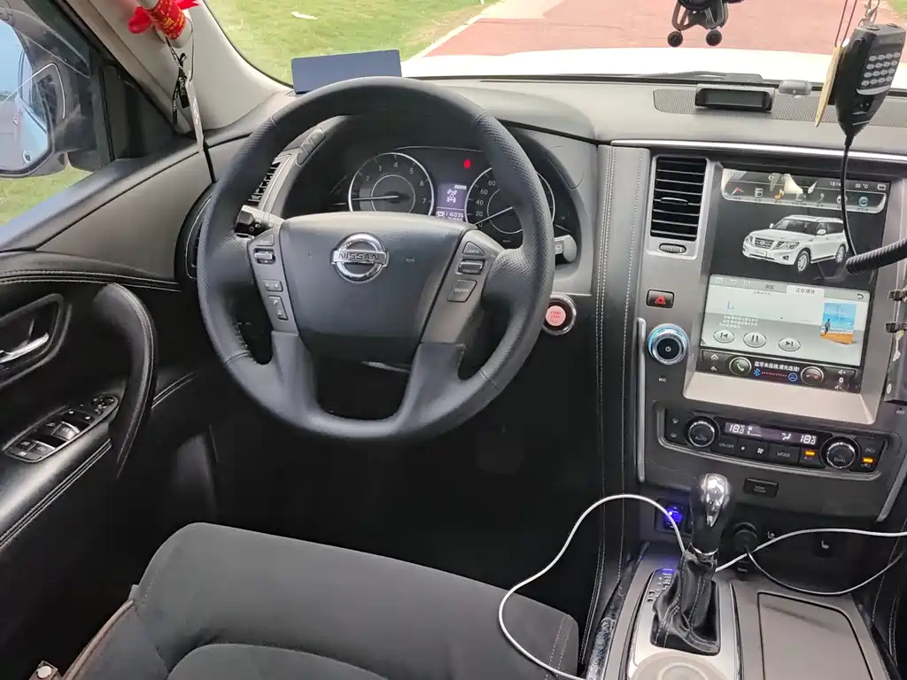 Nissan Patrol 2017 — фото 10