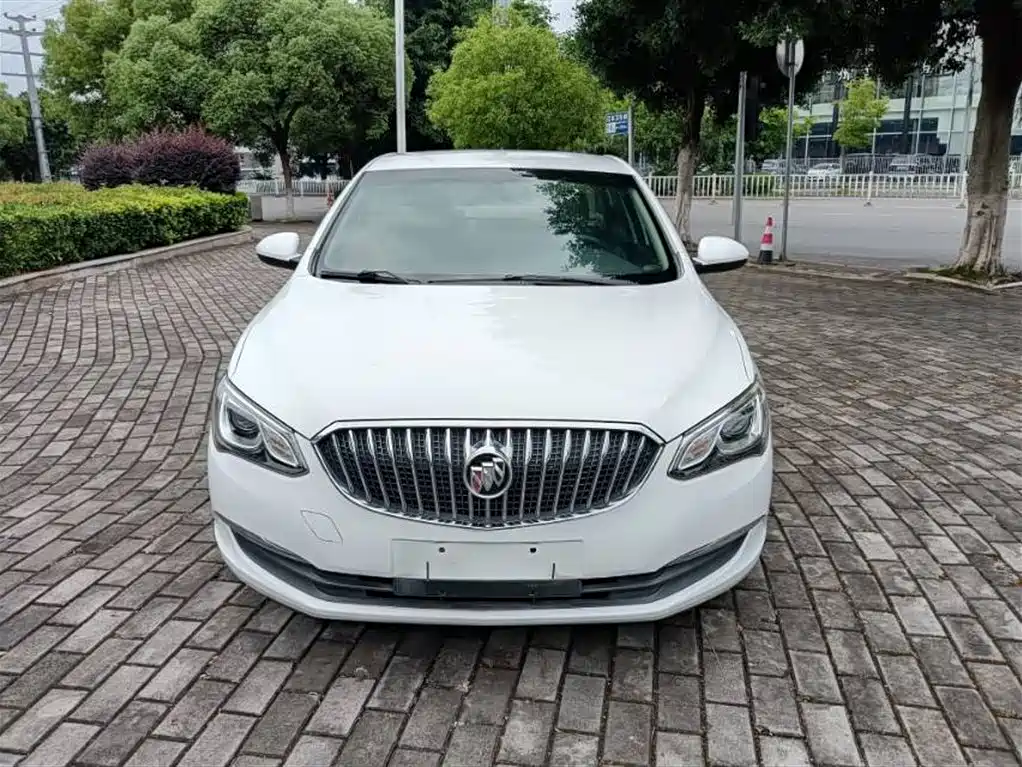 Buick Excelle 2016 — фото 2