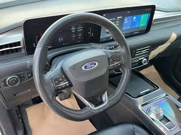 Ford Edge 2021