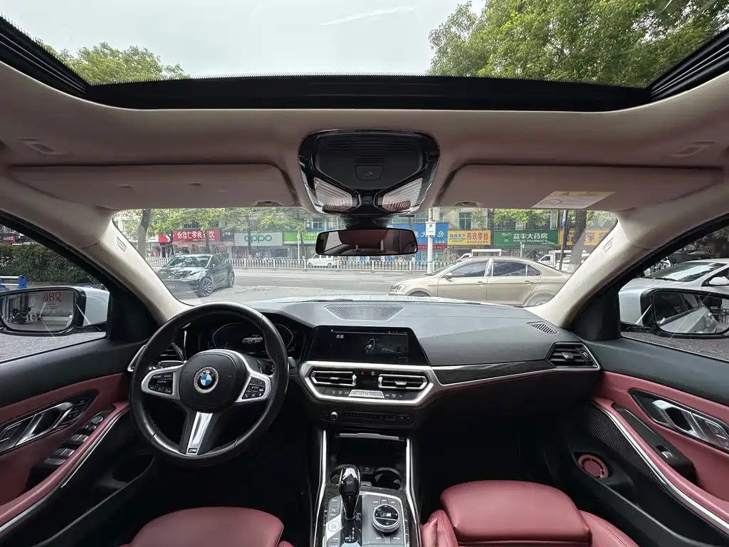 BMW 3 Series 2021