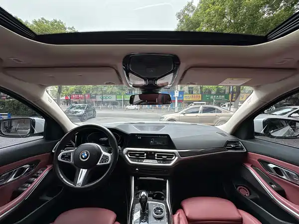 BMW 3 Series 2021