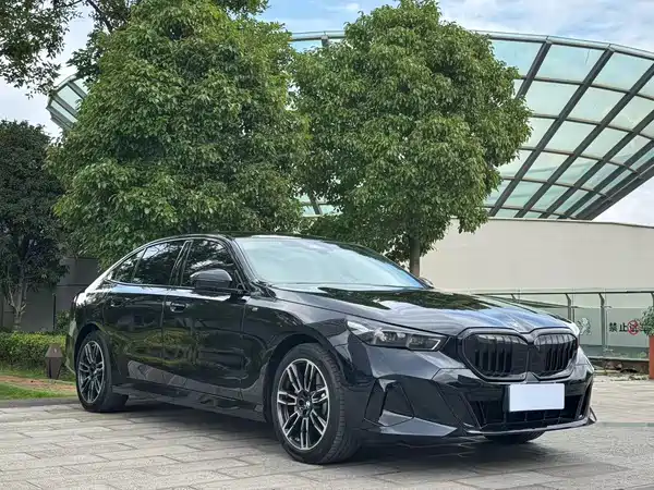 BMW 5 Series 2026