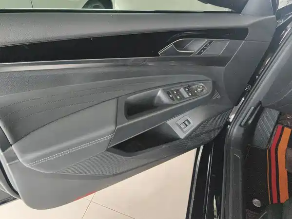 Volkswagen Passat 2022