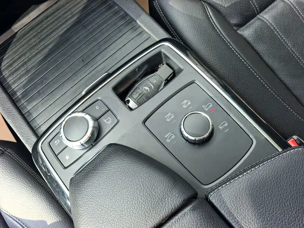 Mercedes-Benz GLE 2015 — фото 12