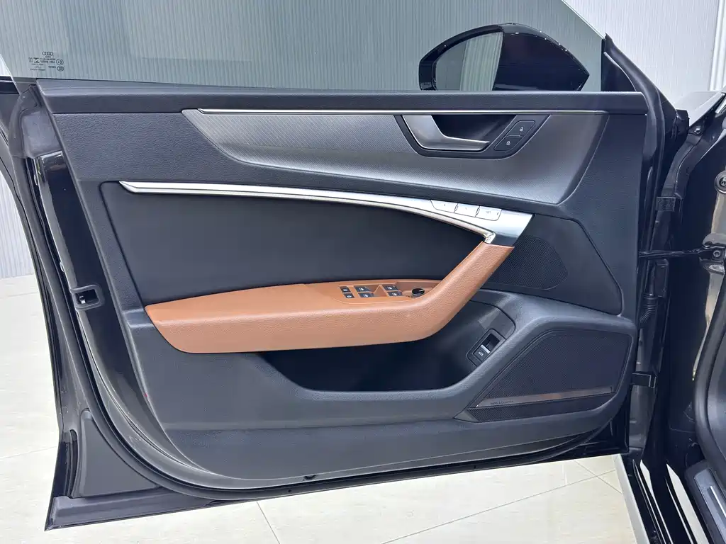 Audi A7 2021 — фото 11