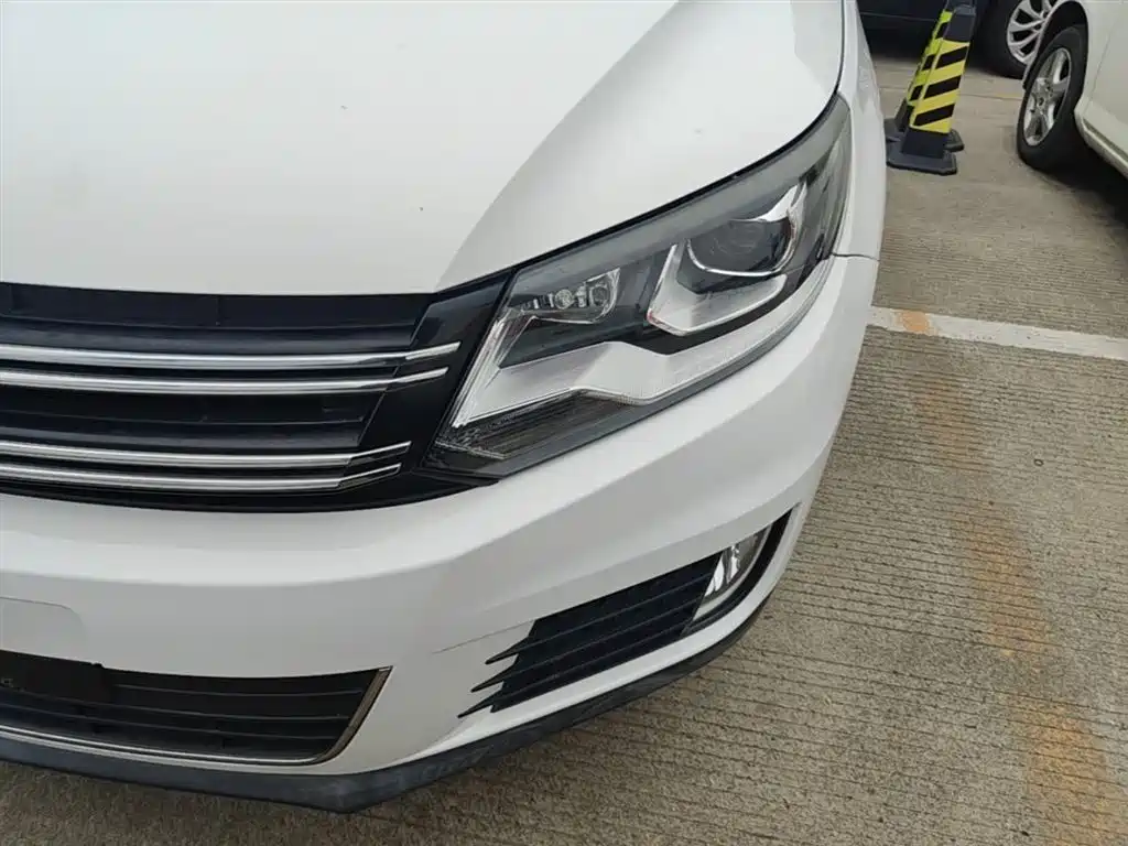Volkswagen Tiguan 2018 — фото 24