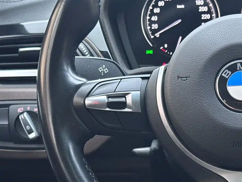 BMW X2 2022 — фото 15