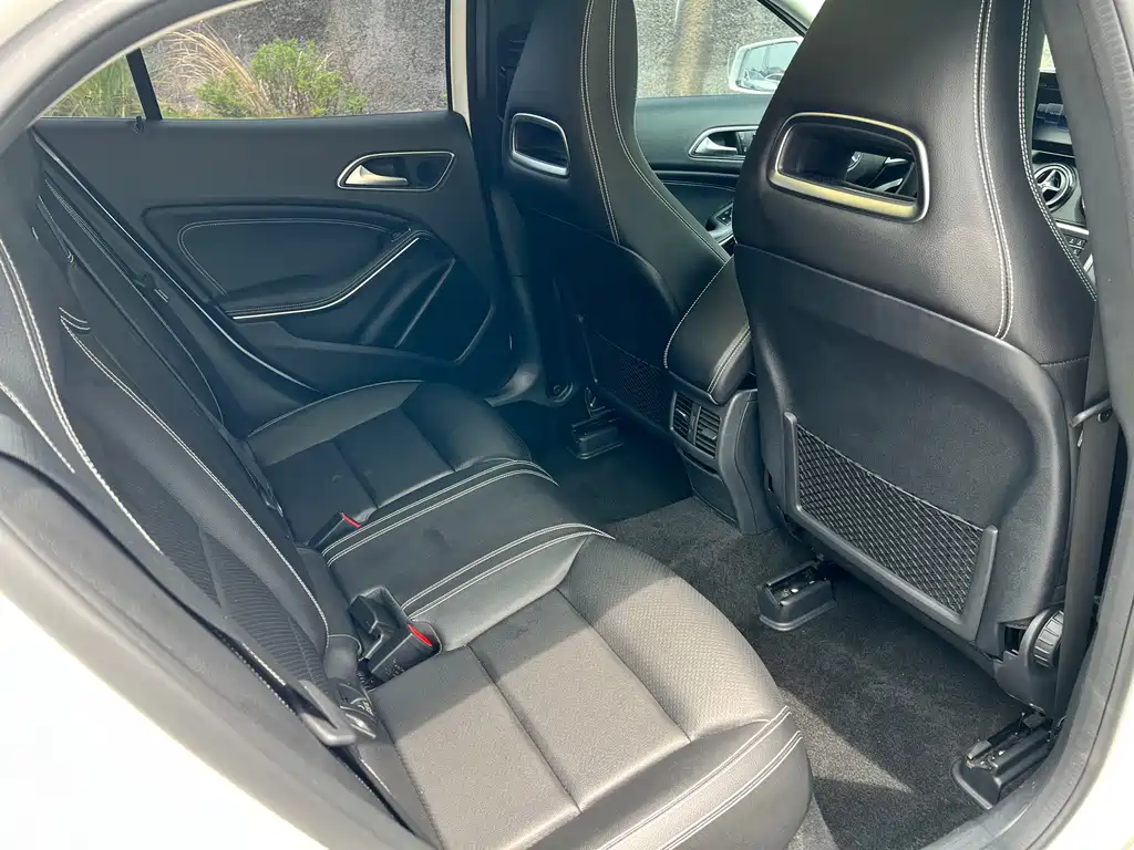 Mercedes-Benz GLA 2019 — фото 10