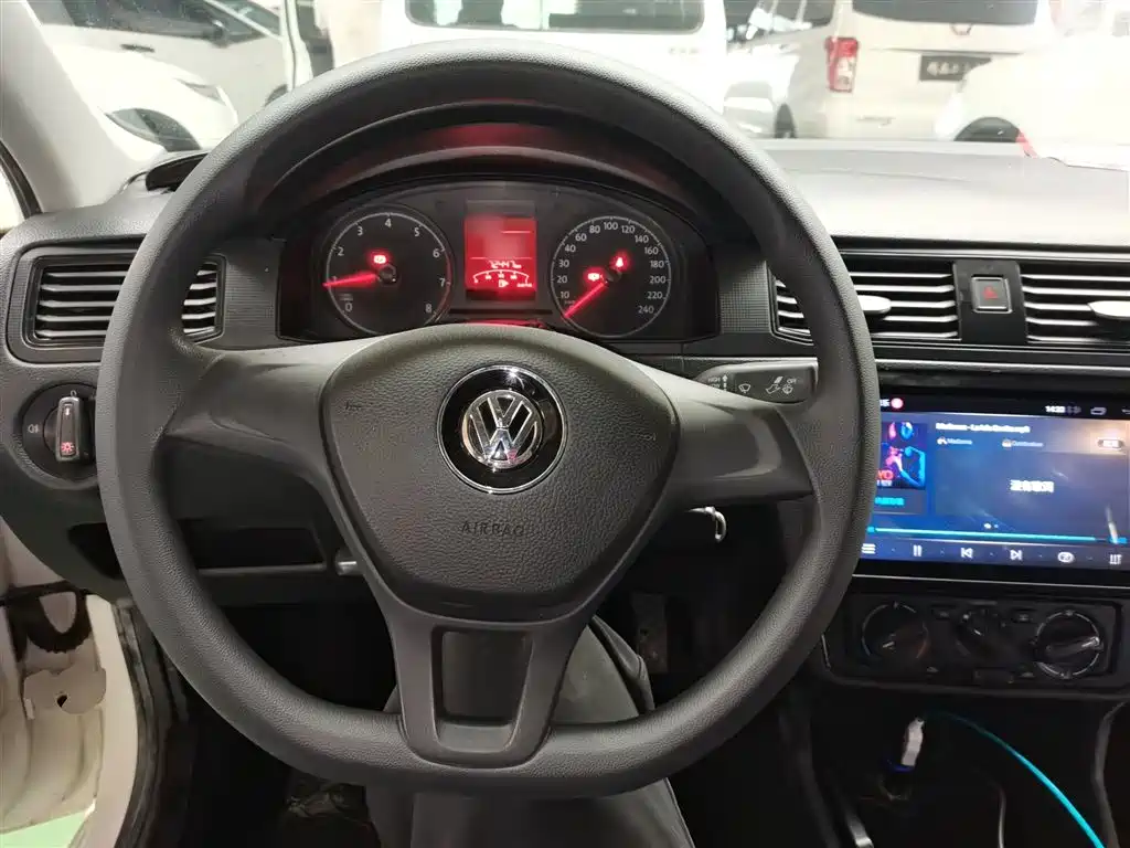 Volkswagen Santana 2019 — фото 11