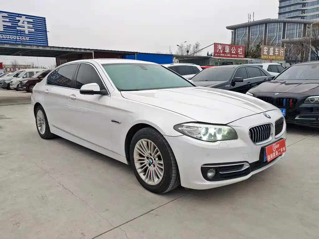 BMW 5 Series 2015 — фото 3