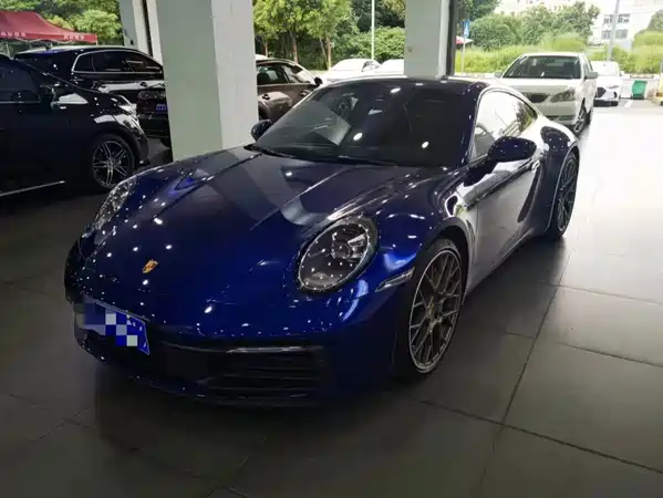 Porsche 911 2021