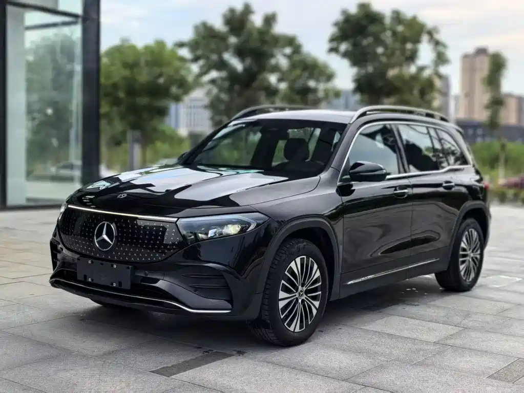 Mercedes-Benz EQB 2025
