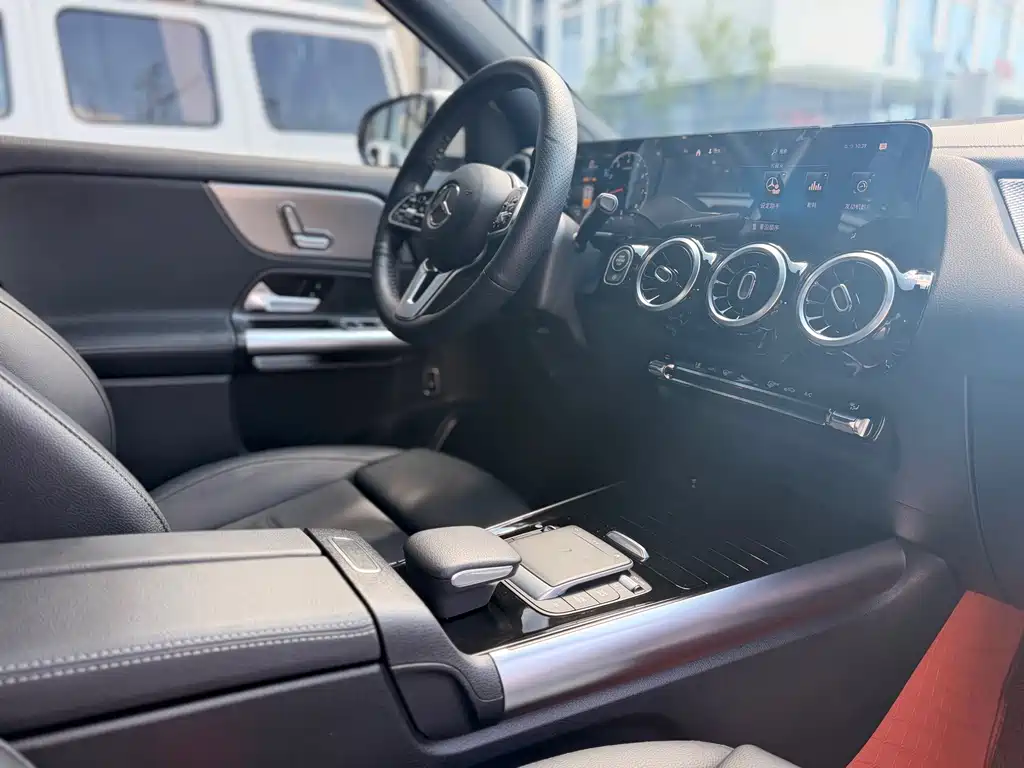 Mercedes-Benz GLA 2021 — фото 23