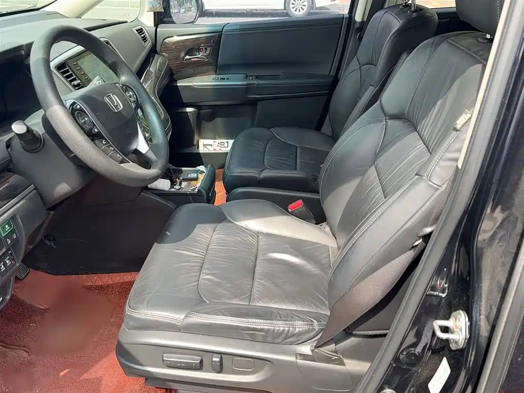 Honda Odyssey 2020 — фото 15