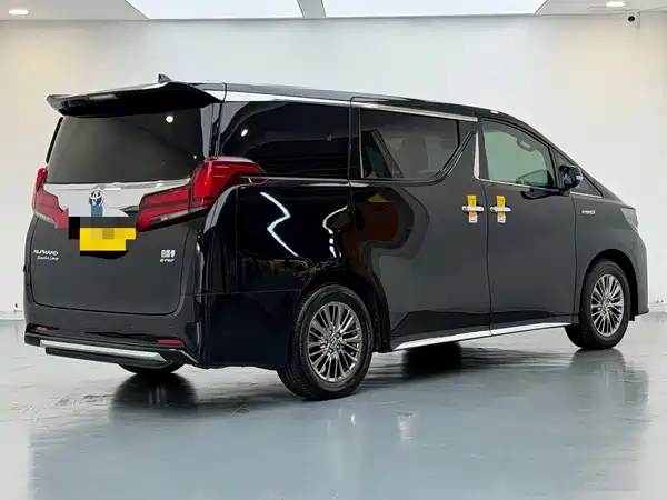 Toyota Alphard 2022