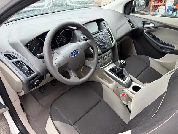 Ford Focus 2014