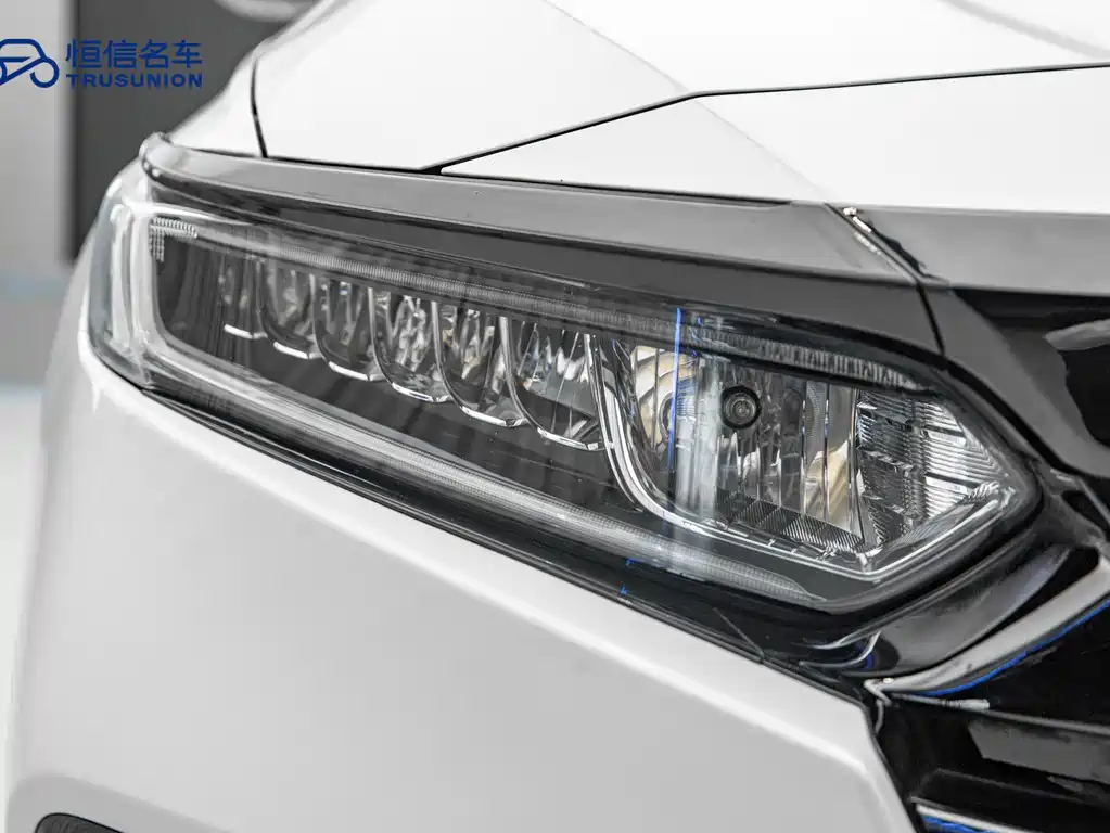 Honda Accord 2022 — фото 10