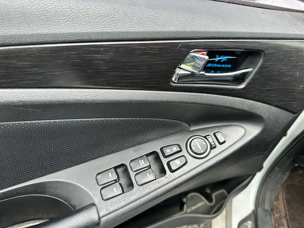 Hyundai Sonata 2013 — фото 19