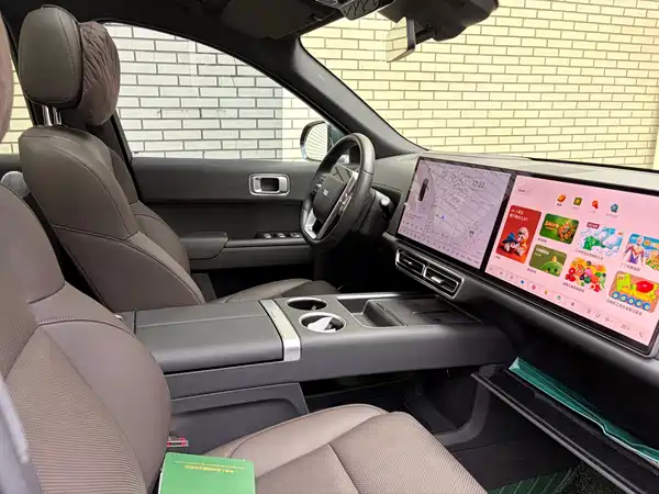 Li Auto L8 2023