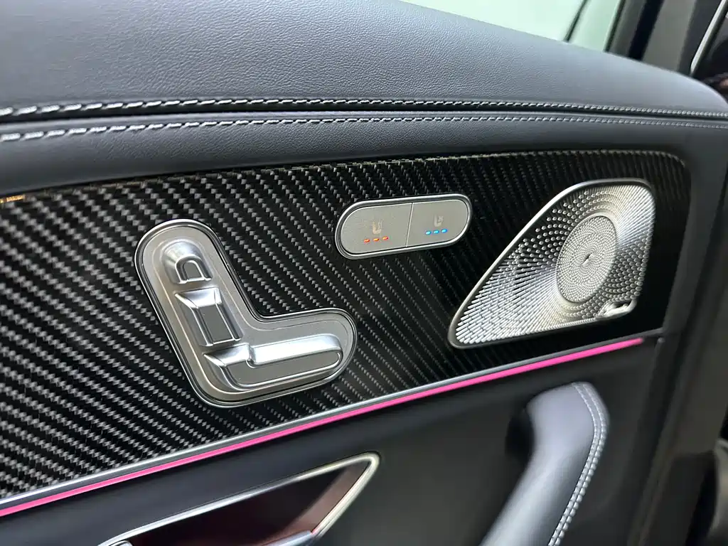 Mercedes-Benz GLS AMG 2025 — фото 13