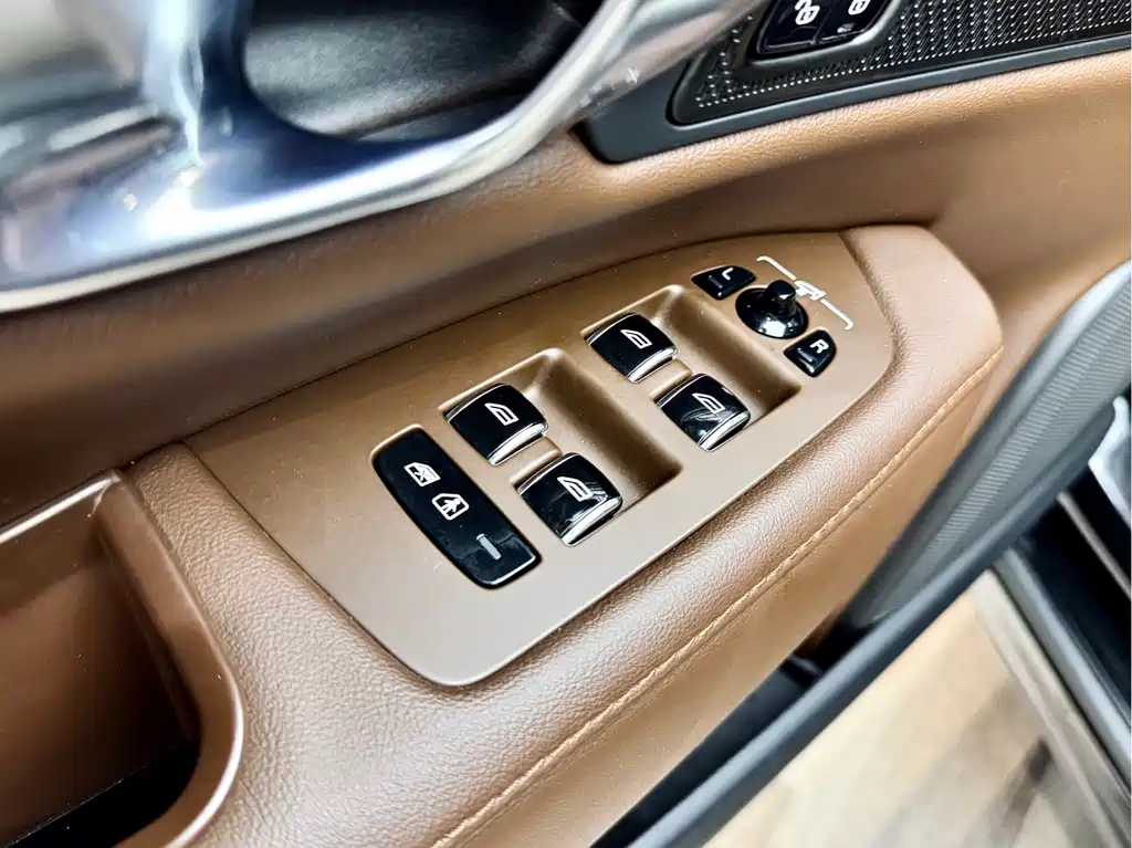 Volvo S90 2022 — фото 12